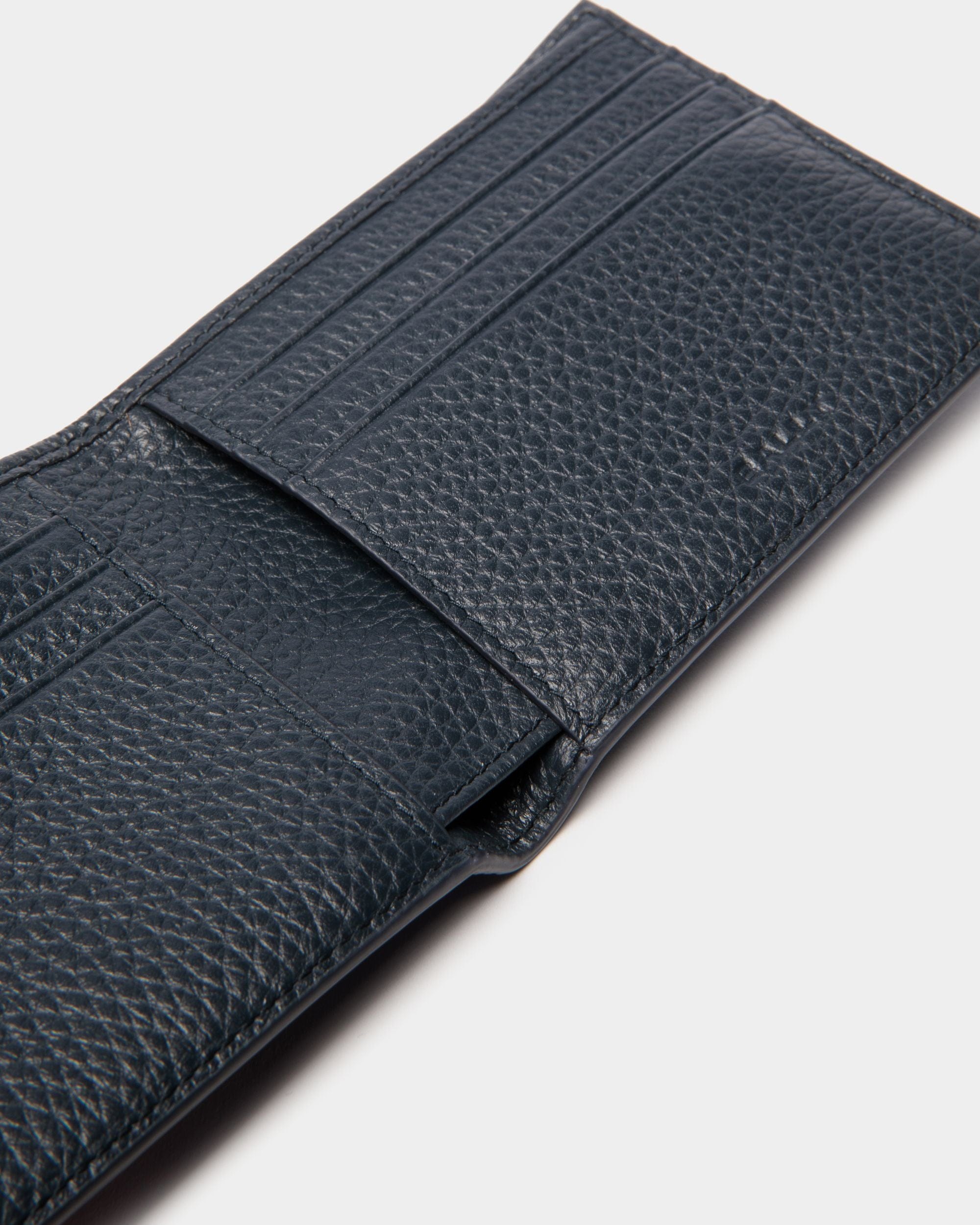 Ribbon Bifold Wallet In Navy Blue Leather - Men's - Bally - 04