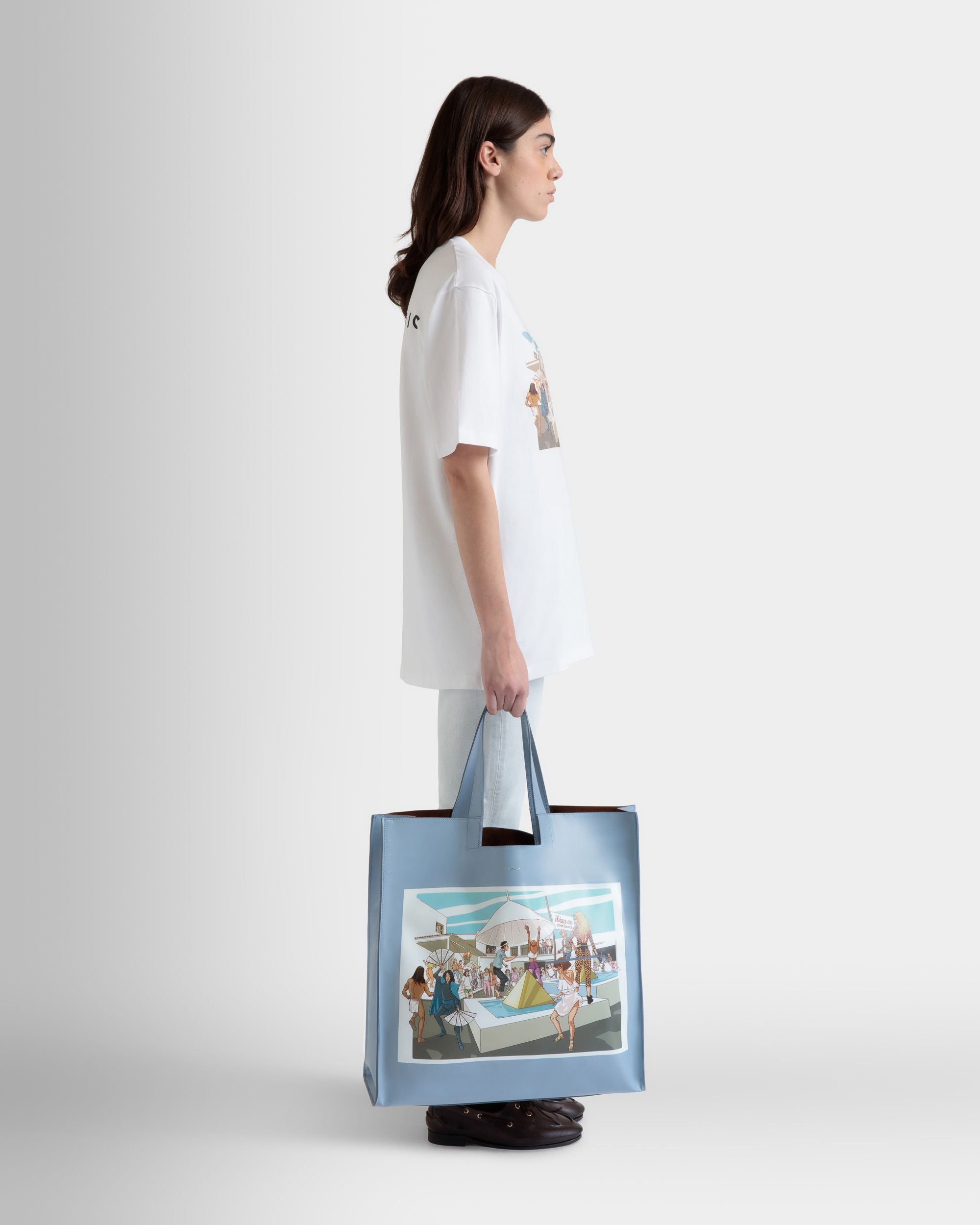 DJ Leo Mas x Bally Tote Bag in Light Blue Leather with a Dancing Amnesia Print - Women's - Bally - 02