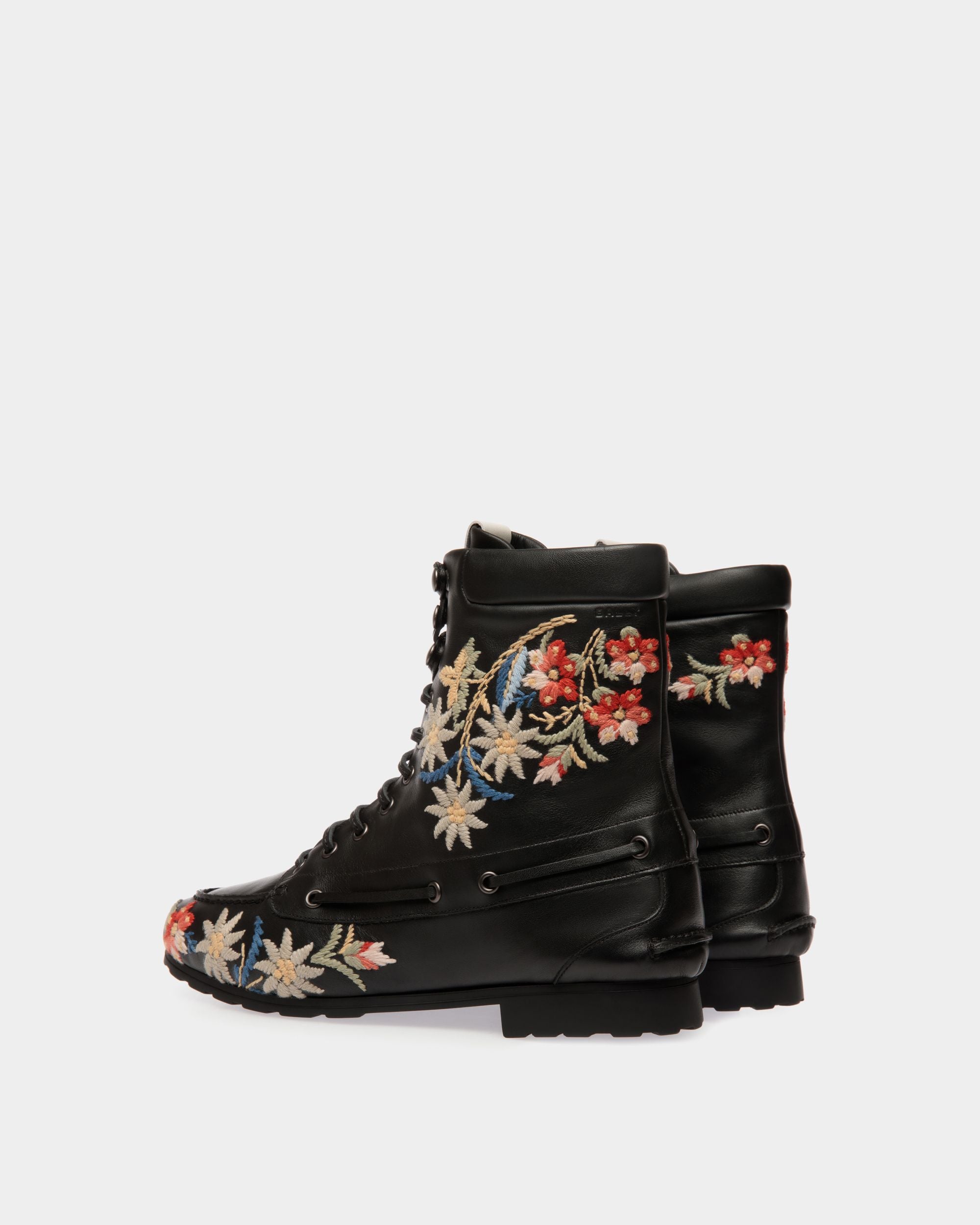 Botín De La Cápsula Winter De Piel Negra Con Alpine Flowers - Mujer - Bally - 04